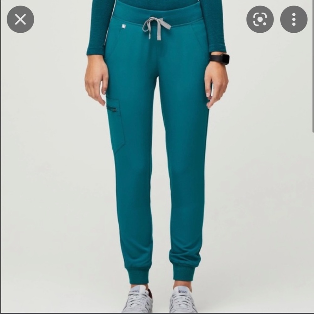 Figs jogger size Small petite